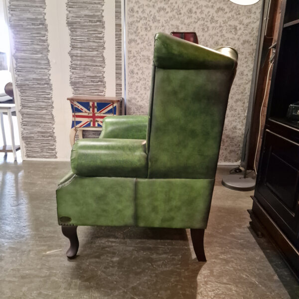 King Fauteuil - Antiek limoen groen met knopenzit