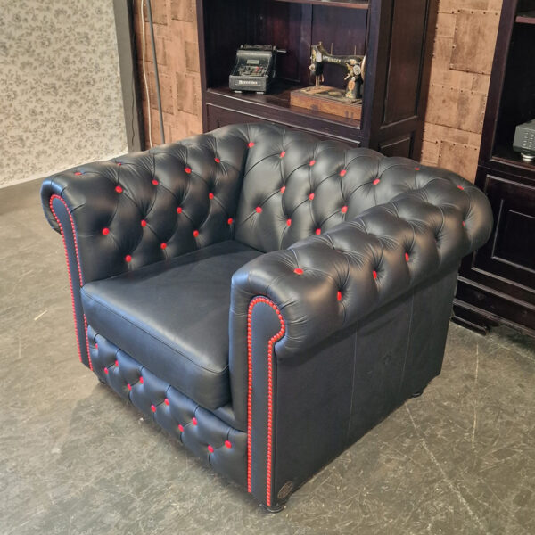 Chesterfield Brighton fauteuil - Zwart / rood