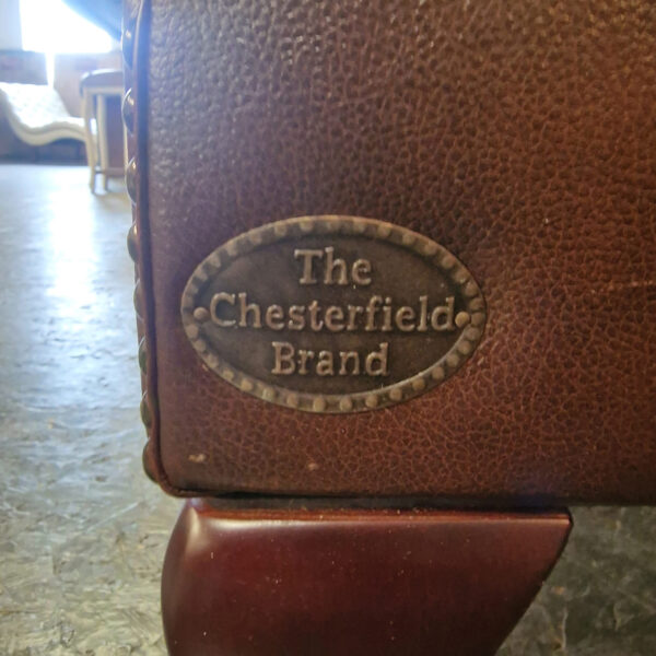 Chesterfield Sint James 2-zits - Antiek Bruin
