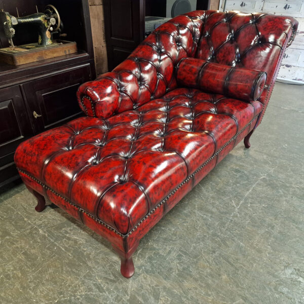 Chesterfield Daybed - Antiek Rood (SA)