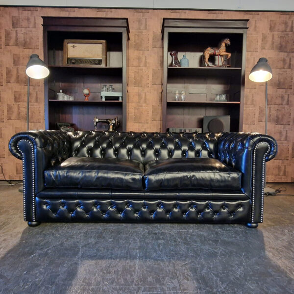Chesterfield Brighton slaapbank - Zwart