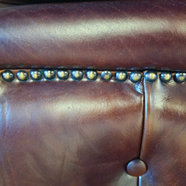 Chesterfield Ingleton hocker cognac