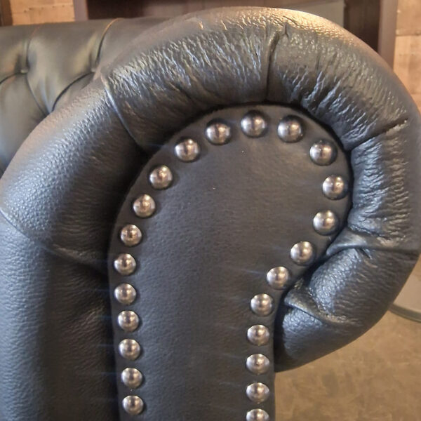 Chesterfield Hampton 2-zits - Zwart