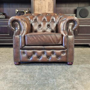 Chesterfield Charlston fauteuil - Antiek bruin